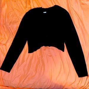 black crop top